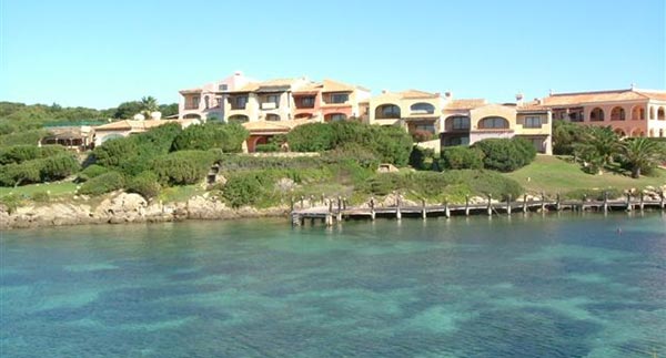 Cala del faro vista mare